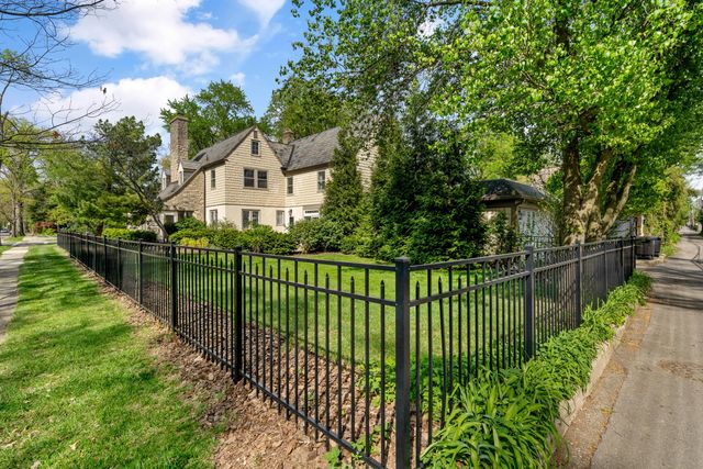 2389 Bryden Road, Columbus, OH 43209