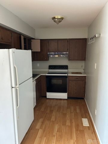 5655 Coach Drive L, Dayton, OH 45440