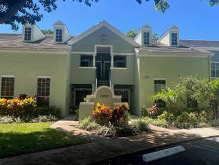 1050 Crystal Way D, Delray Beach, FL 33444