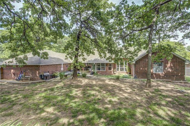 213 Hanover Drive, Edmond, OK 73034