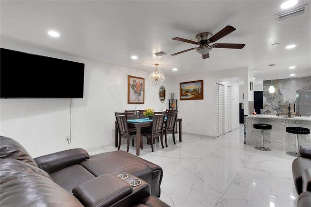 2634 N DR MARTIN LUTHER KING WAY, Sarasota, FL 34234