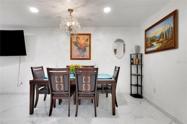 2634 N DR MARTIN LUTHER KING WAY, Sarasota, FL 34234