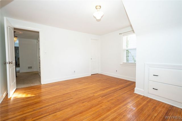 1163 Eggert Road, Amherst, NY 14226