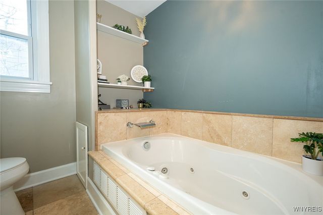 1163 Eggert Road, Amherst, NY 14226