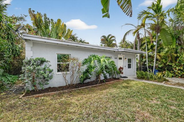1309 S N Street, Lake Worth Beach, FL 33460