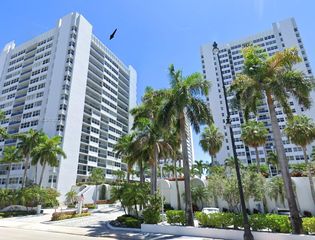1880 S Ocean Drive 807, Hallandale Beach, FL 33009