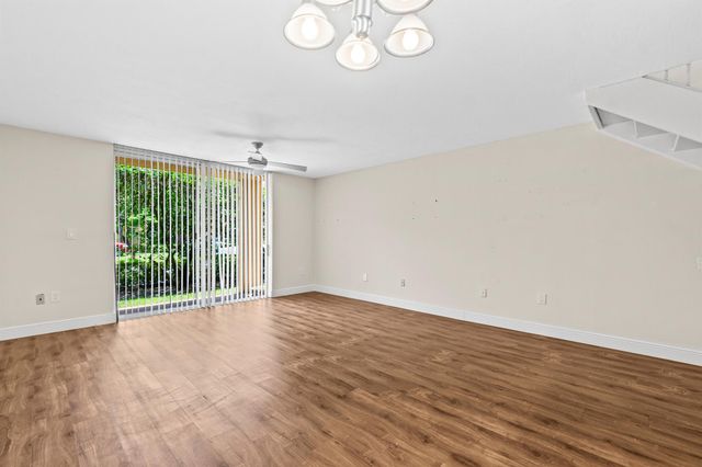 600 Scotia Drive 104, Hypoluxo, FL 33462