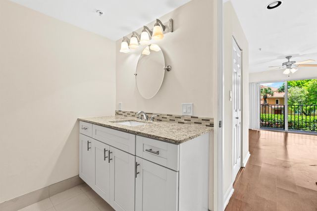 600 Scotia Drive 104, Hypoluxo, FL 33462