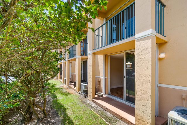 600 Scotia Drive 104, Hypoluxo, FL 33462