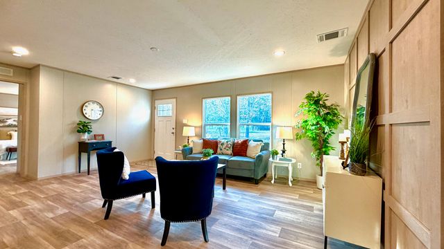 1040 Merell Avenue, Bonneau, SC 29431