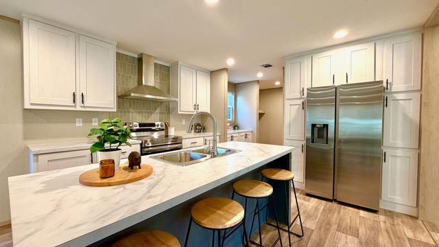 1040 Merell Avenue, Bonneau, SC 29431