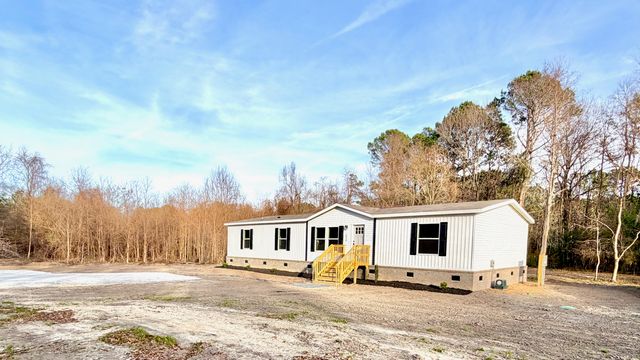 1040 Merell Avenue, Bonneau, SC 29431