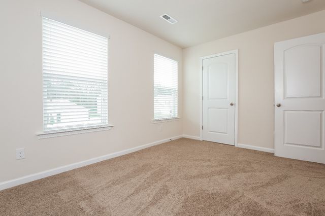 3229 Dizzy Dean Dr, Murfreesboro, TN 37128