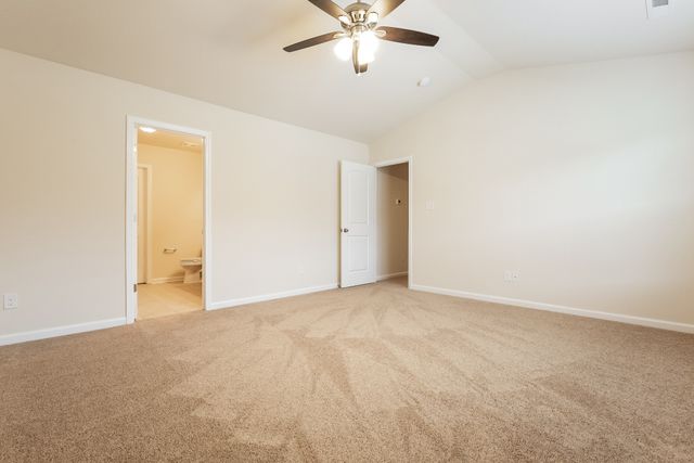 3229 Dizzy Dean Dr, Murfreesboro, TN 37128