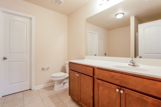 3229 Dizzy Dean Dr, Murfreesboro, TN 37128