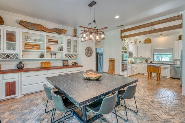 600 Avenida Serena, Marble Falls, TX 78654