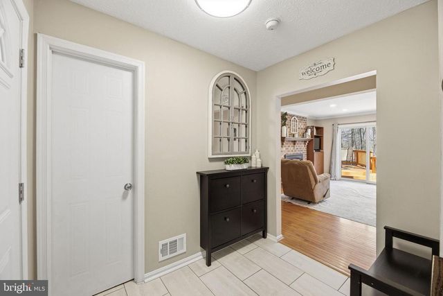 5209 GRENOCK DR, Lothian, MD 20711