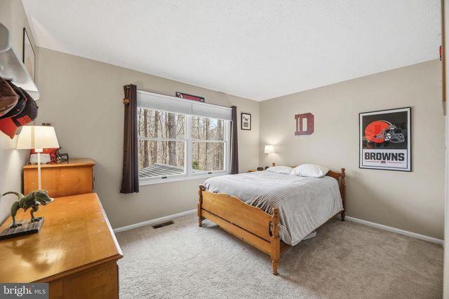 5209 GRENOCK DR, Lothian, MD 20711