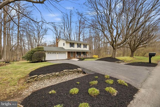 5209 GRENOCK DR, Lothian, MD 20711