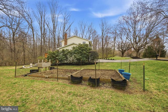 5209 GRENOCK DR, Lothian, MD 20711