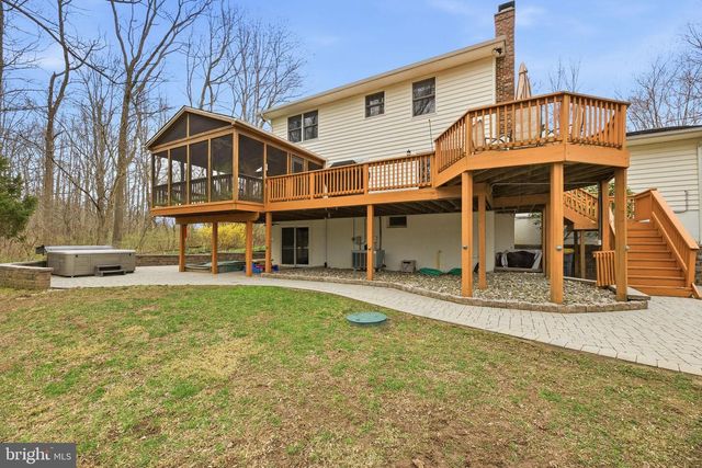 5209 GRENOCK DR, Lothian, MD 20711