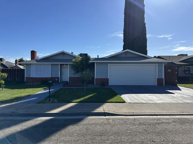 2160 Georgia Way, Turlock, CA 95382