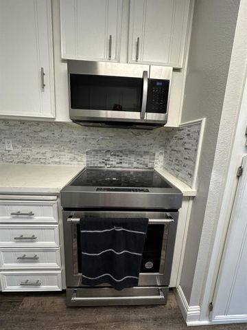 2160 Georgia Way, Turlock, CA 95382