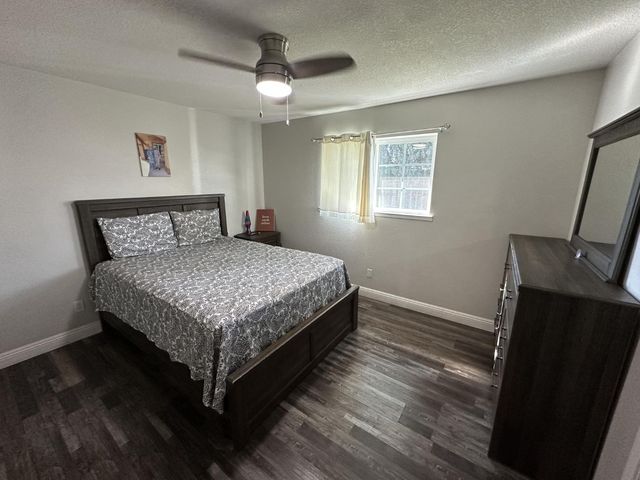 2160 Georgia Way, Turlock, CA 95382