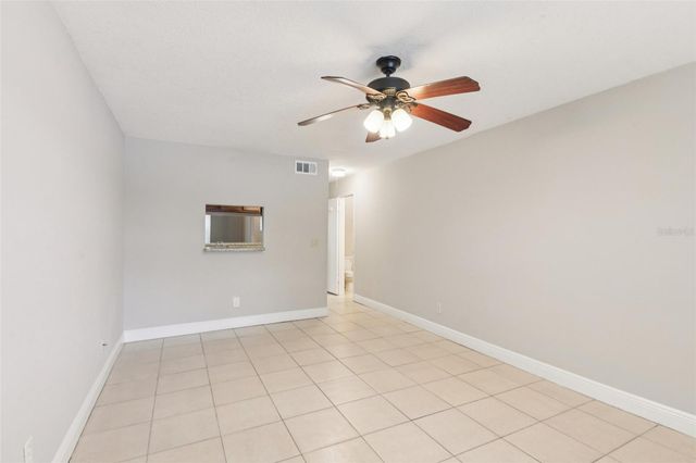 7156 E BANK DRIVE 7156, Tampa, FL 33617