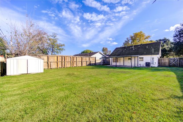 12127 Palmton Street, Houston, TX 77034