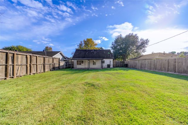 12127 Palmton Street, Houston, TX 77034