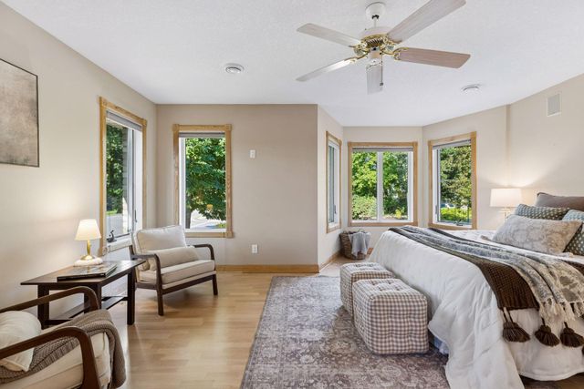 700 Spruce Drive, Hudson, WI 54016
