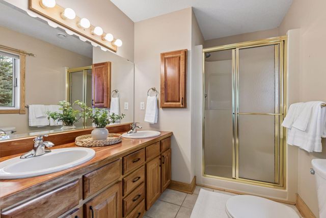 700 Spruce Drive, Hudson, WI 54016