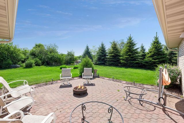 700 Spruce Drive, Hudson, WI 54016