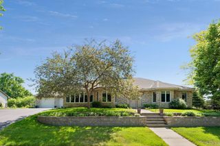 700 Spruce Drive, Hudson, WI 54016
