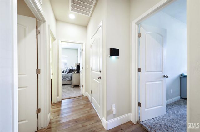 9605 Surfside Street, Bakersfield, CA 93313