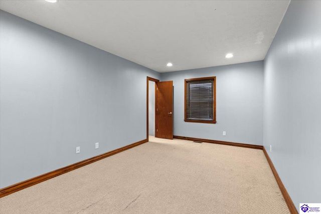 63 St John Church Road, Elizabethtown, KY 42701