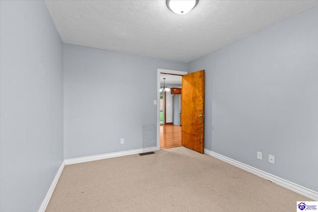 63 St John Church Road, Elizabethtown, KY 42701