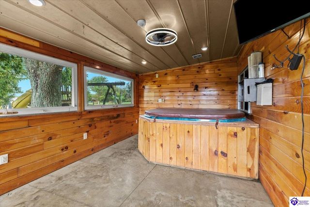 63 St John Church Road, Elizabethtown, KY 42701