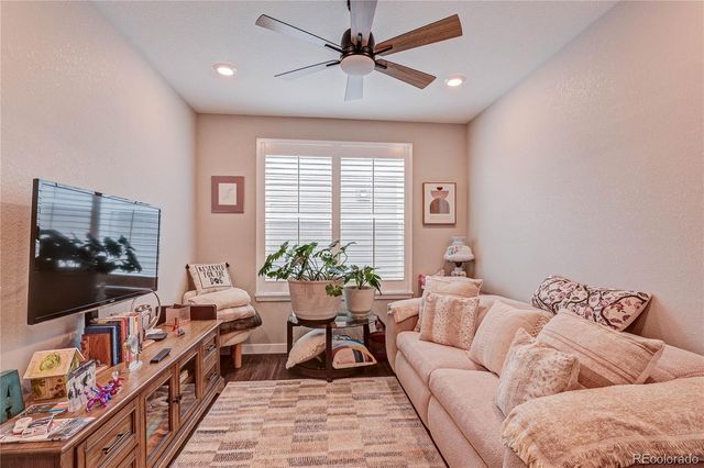 8890 S Ukraine Court, Aurora, CO 80016