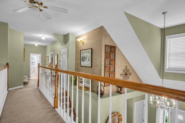 811 Hicks Rd, Dickson, TN 37055