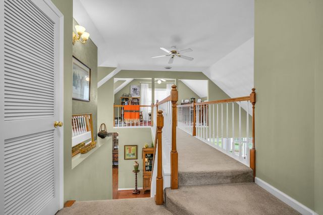 811 Hicks Rd, Dickson, TN 37055