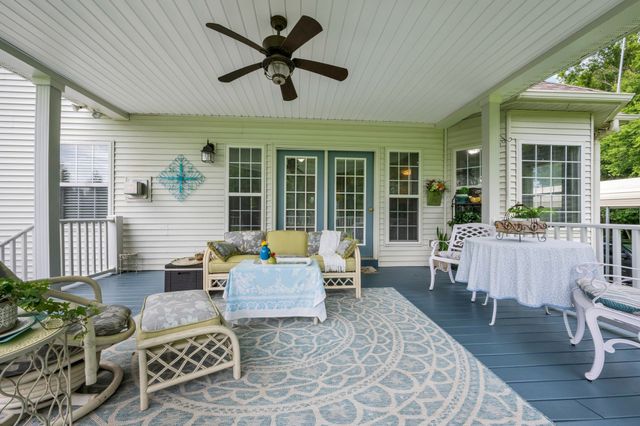 811 Hicks Rd, Dickson, TN 37055