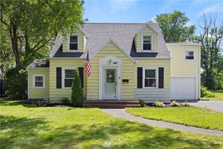 447 Hampton Boulevard, Greece, NY 14612