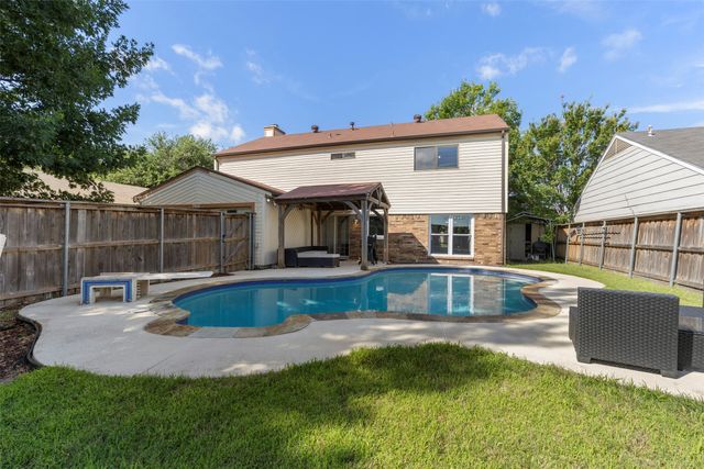 2910 Geneva Drive, Garland, TX 75040