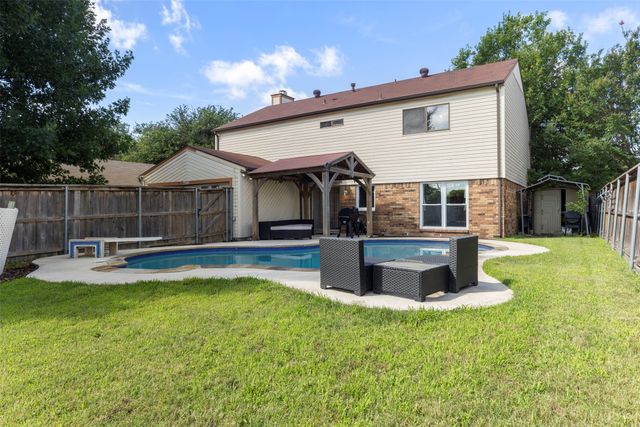 2910 Geneva Drive, Garland, TX 75040