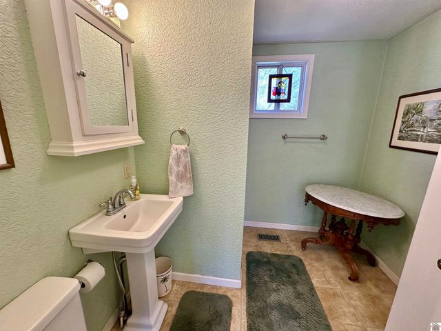 901 Pine Street, Benton, KY 42025