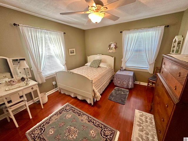 901 Pine Street, Benton, KY 42025