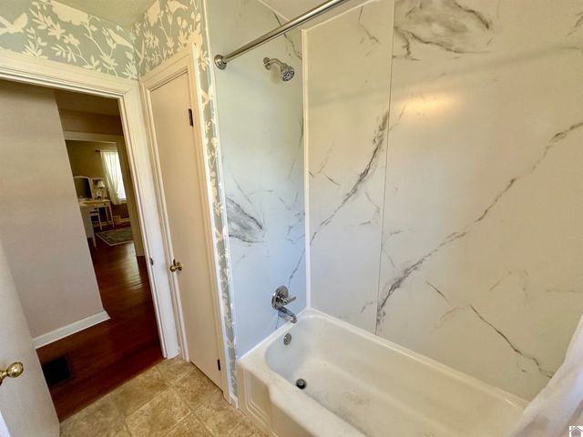 901 Pine Street, Benton, KY 42025