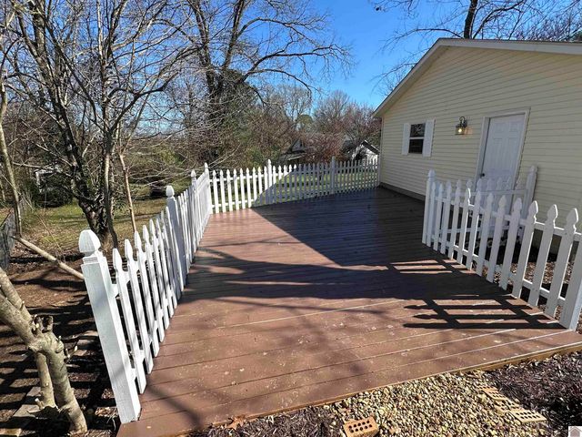 901 Pine Street, Benton, KY 42025